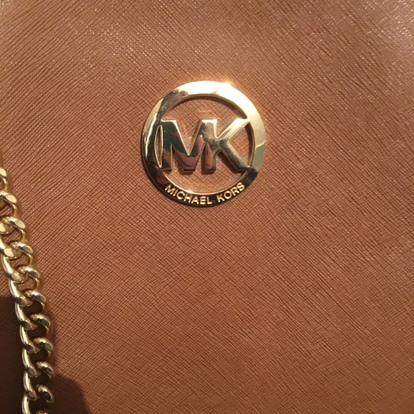 Michael Kors purse - Picture 7 of 8